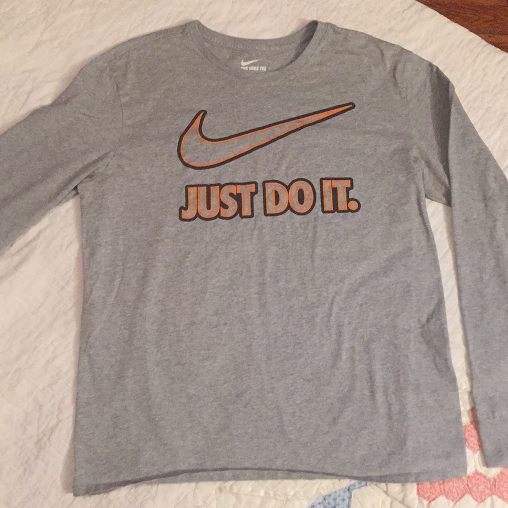 Mens Nike long sleeve top